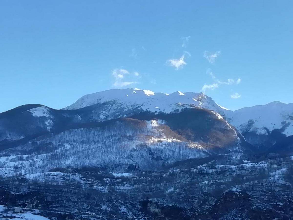 B&B Il Buon Cammino Roccamandolfi 外观 照片