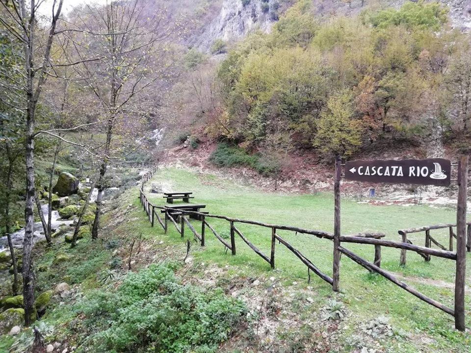 B&B Il Buon Cammino Roccamandolfi 外观 照片
